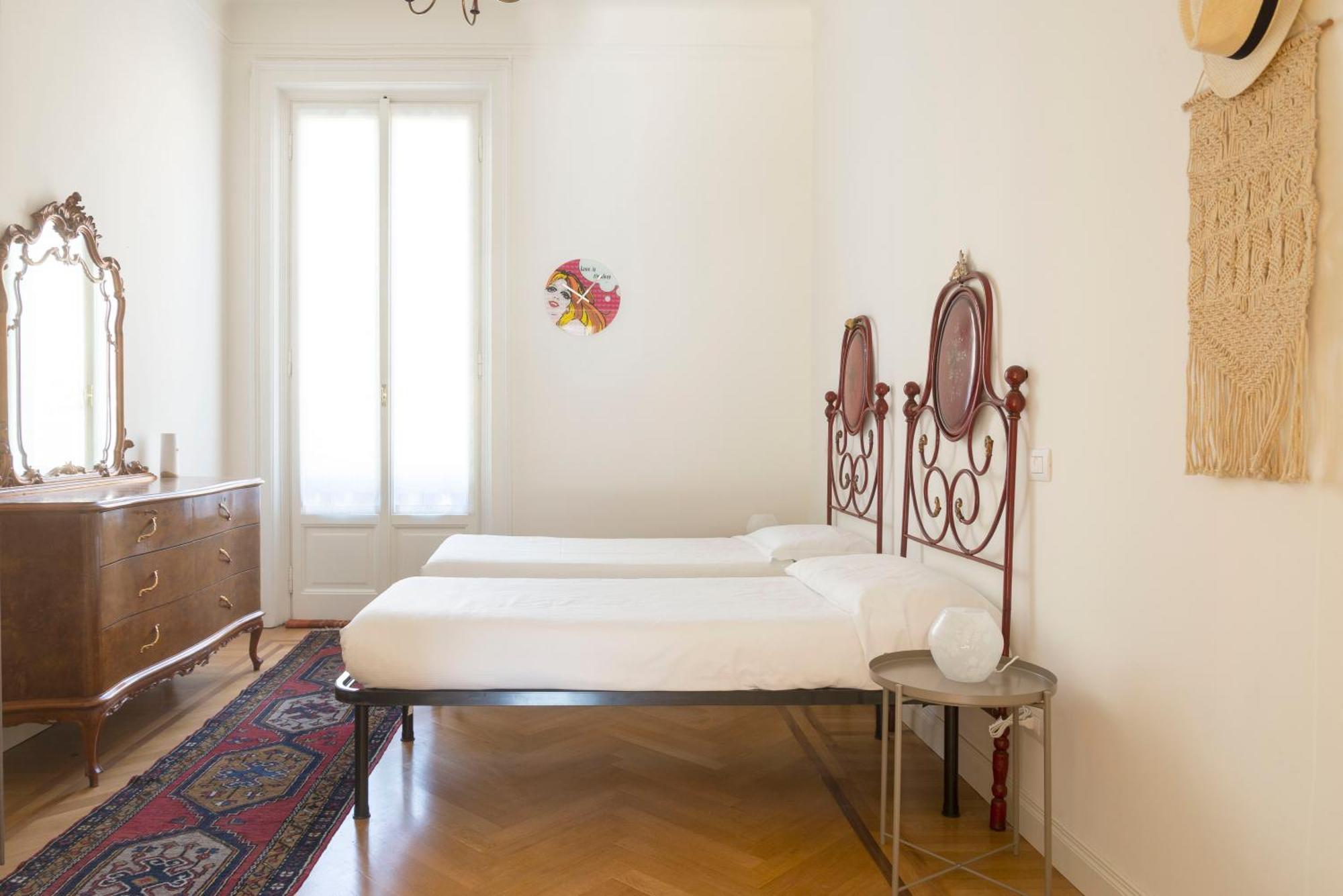 Navigli Harmony Flat, Beautiful & Bright Apartment, 3 Bdr Appartement