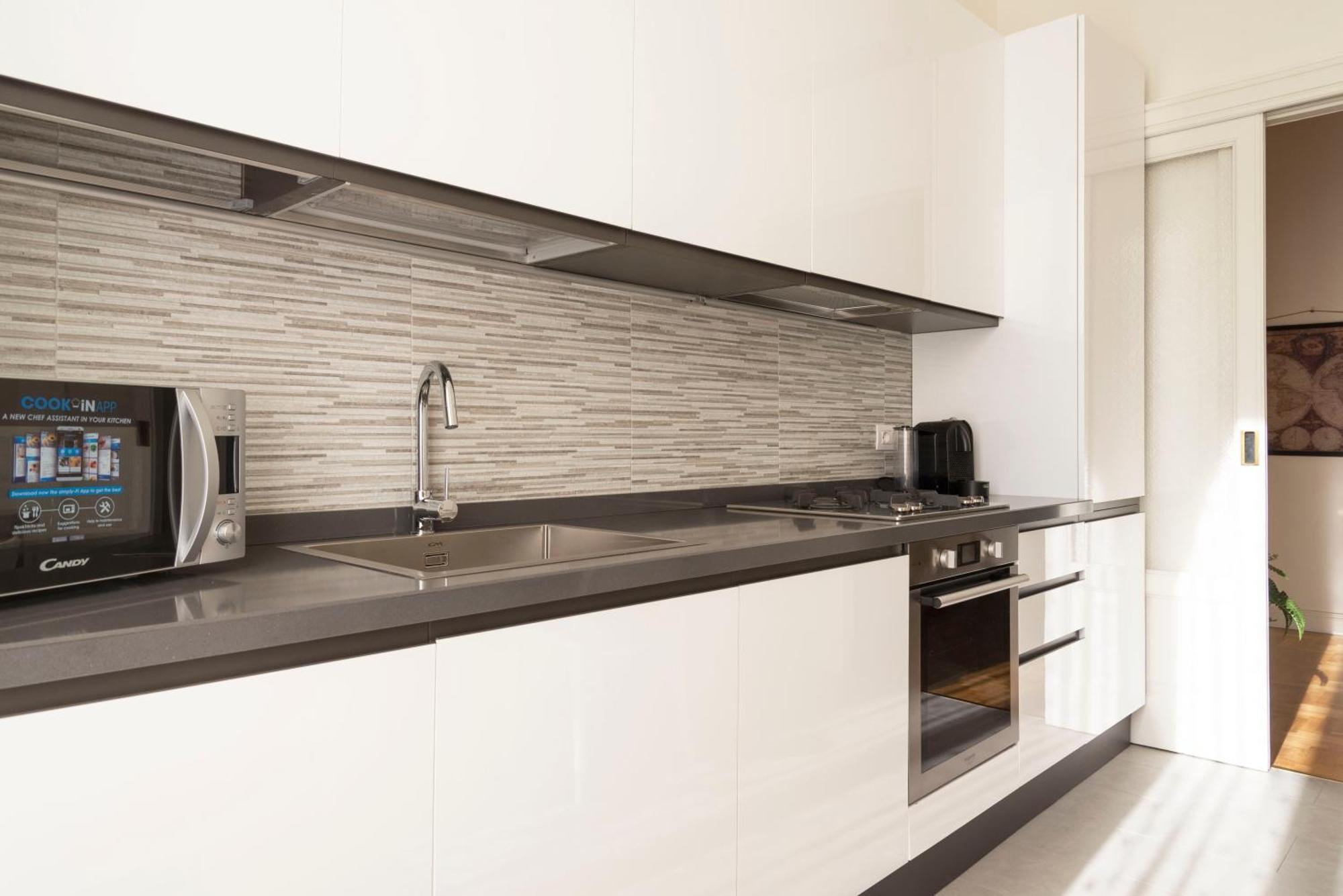 Navigli Harmony Flat, Beautiful & Bright Apartment, 3 Bdr *