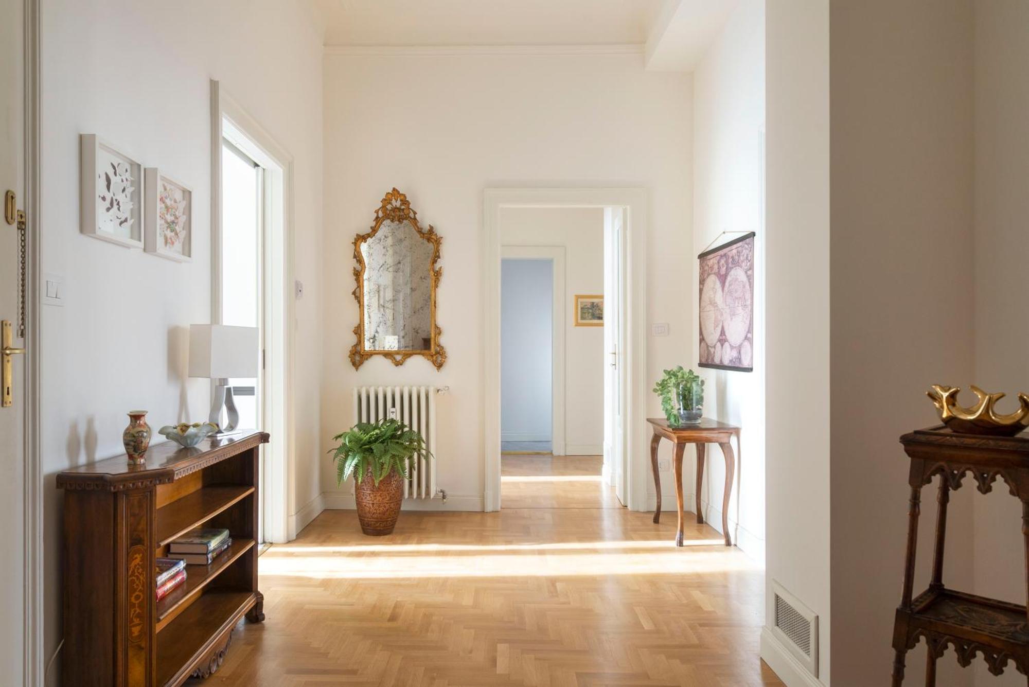 Navigli Harmony Flat, Beautiful & Bright Apartment, 3 Bdr Milan